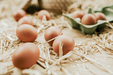 Drie ei is een paasei - maar hoeveel uitstoot is dat eigenlijk?