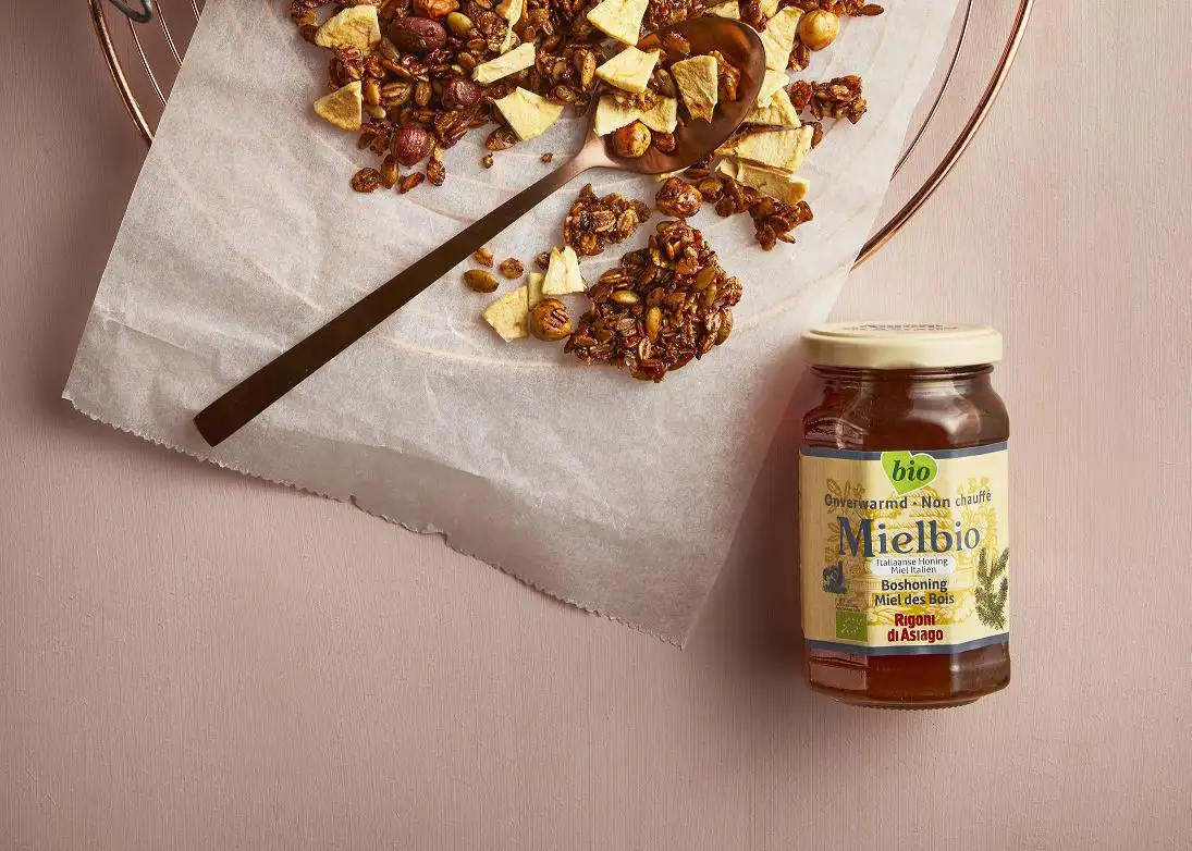 ekoplaza-biologisch-lekkerweten-winter2023-granola-mielbio