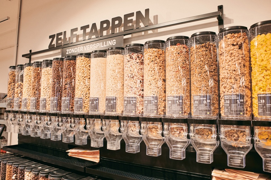 Zelf verpakken bij de Ekoplaza tapmuur