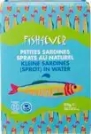 Kleine sardines (sprot) in water