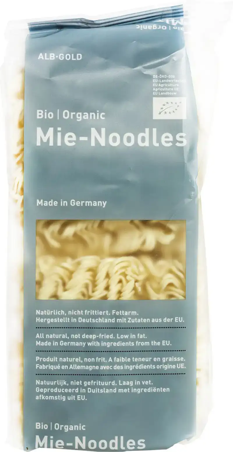 Mie noodles