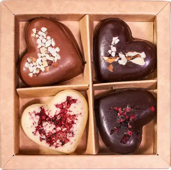 Kleine chocoladeharten noten fruit mixdoos
