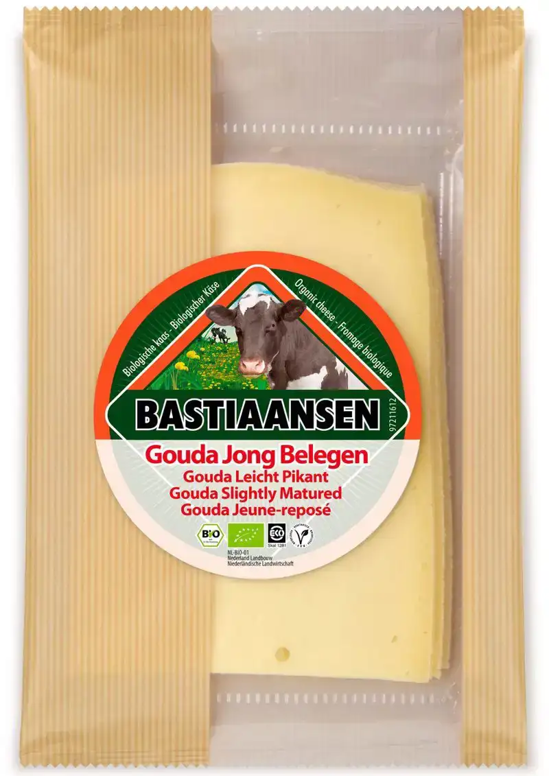 Plakjes jong belegen kaas