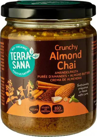 Crunchy amandelpasta chai